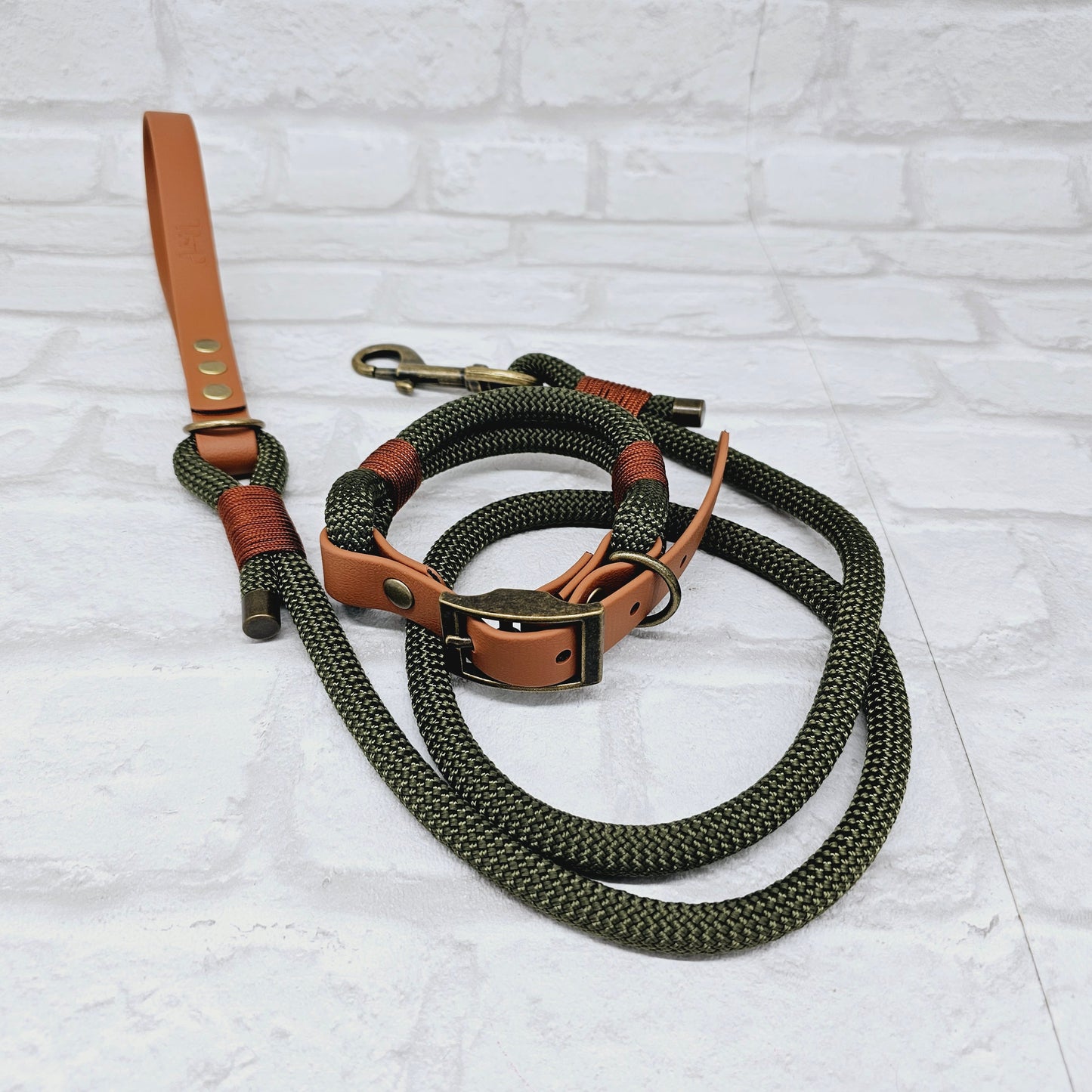 JfP PAF - ARMY GREEN & LIGHT BROWN - Rope & BioThane® Dog Collar & Lead