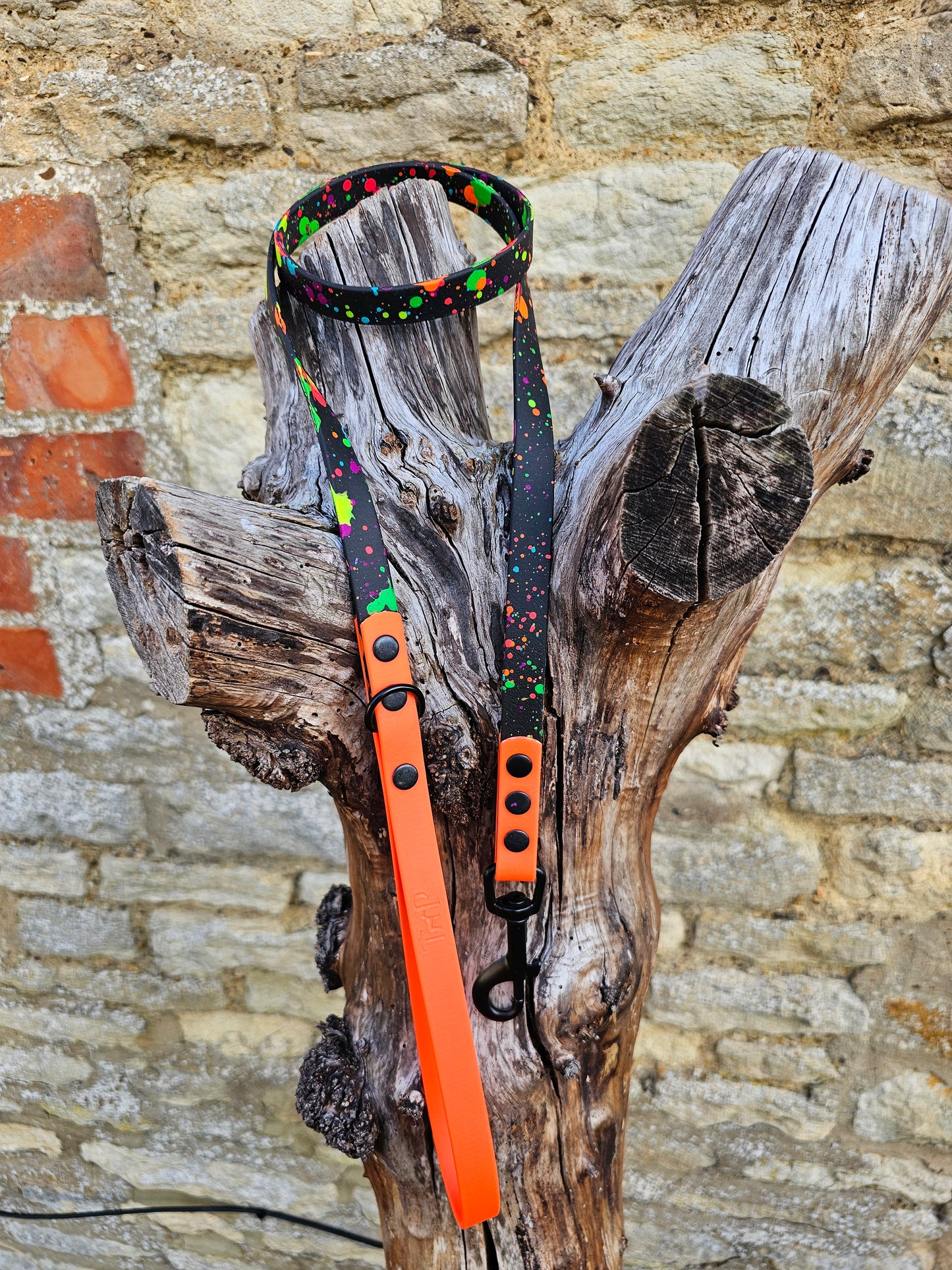 Black & Neon Orange – Waterproof BioThane® Splatter Dog Lead (Neon Collection)