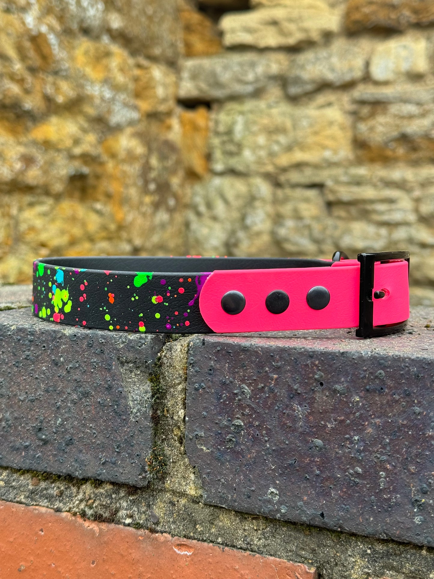 Black & Neon Pink – Waterproof BioThane® Splatter Dog Collar (Neon Collection)
